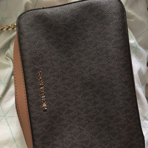 Mk purse - Picture 2 of 4